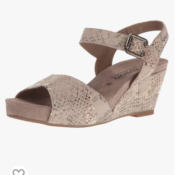 EUC Mephisto Beauty platform wedge sandal